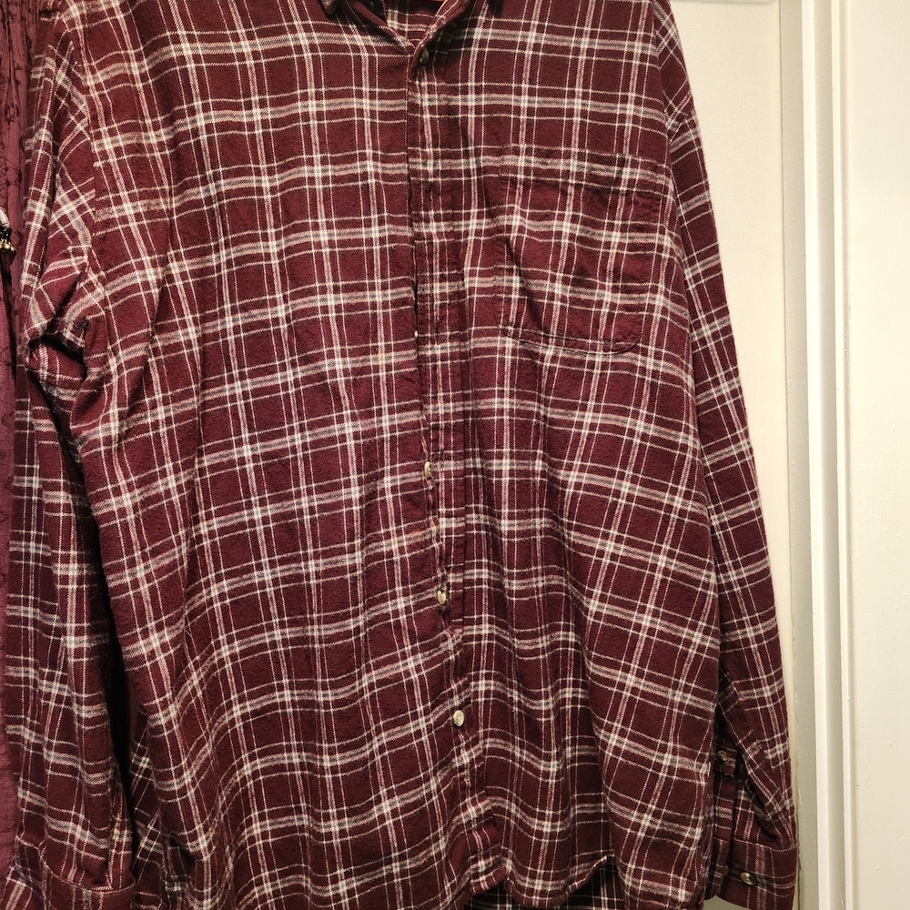 Bass Pro Shops Maroon Plaid Button Down Shirt
